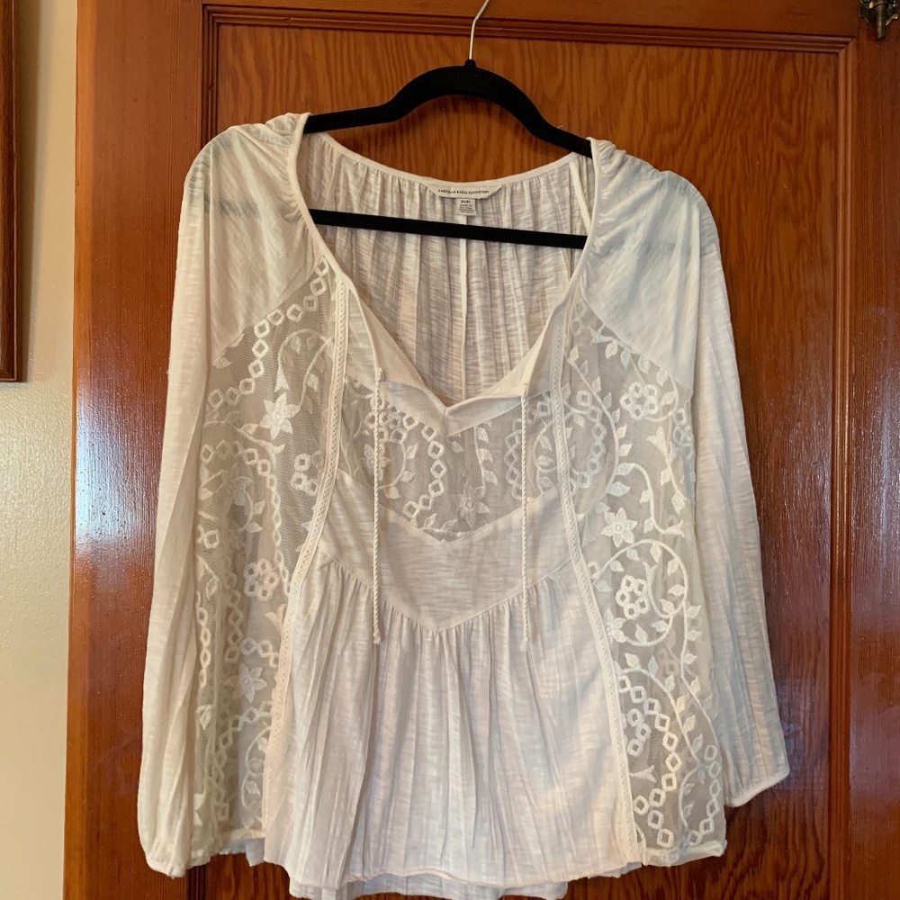 White Lace long sleeve summer top